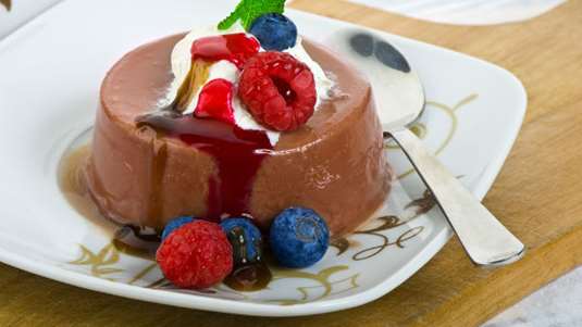 Ζελέ σοκολάτας με φουντούκια  